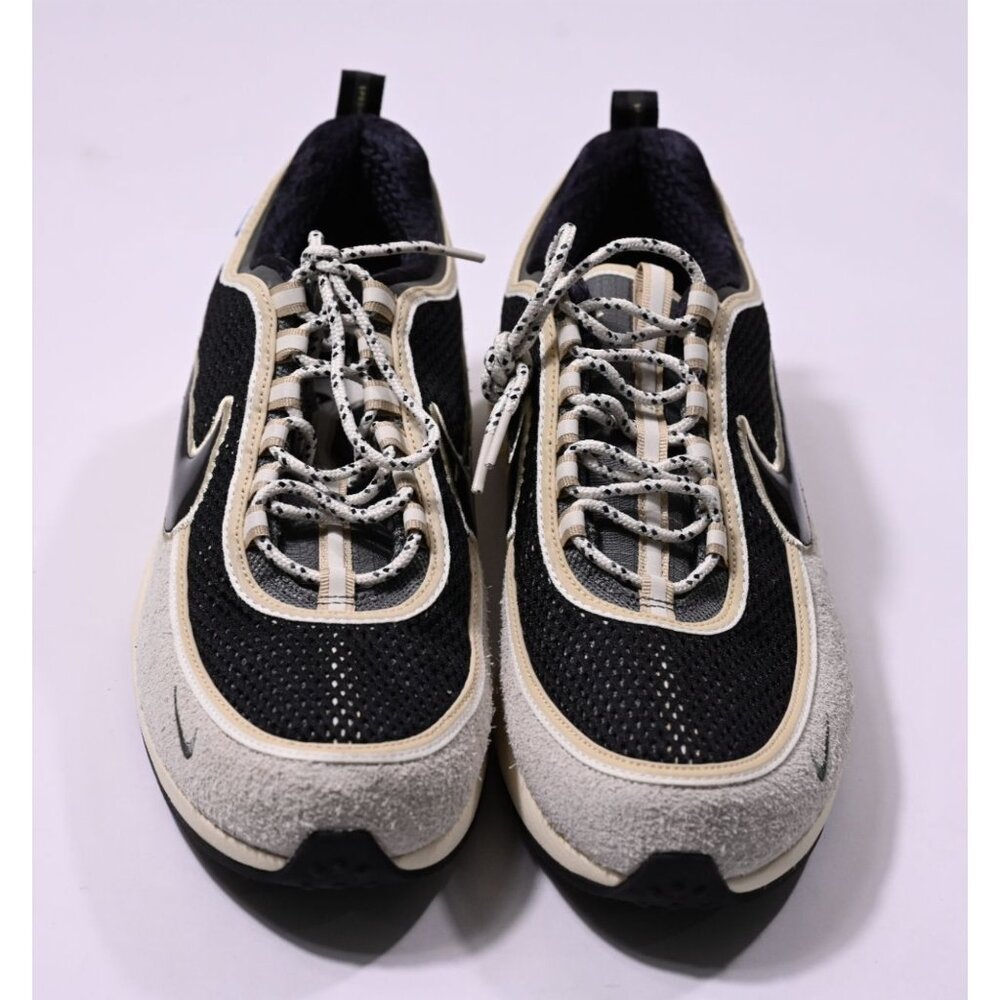 Nike x Undefeated Phantom Sneakers Style HV4847-001 in Black - Picture 3 of 10